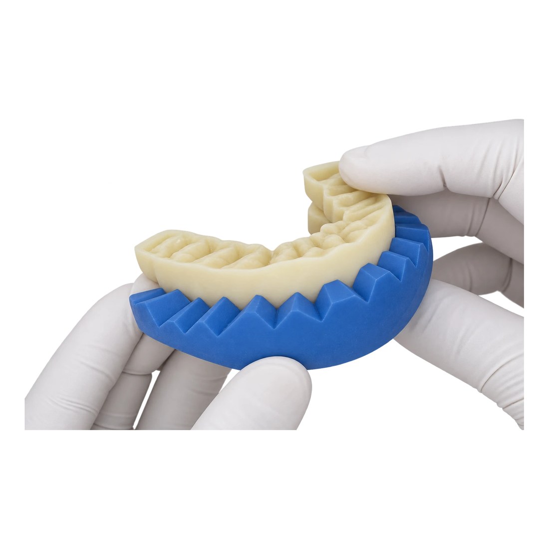 Llave de silicona sobre el modelo impreso